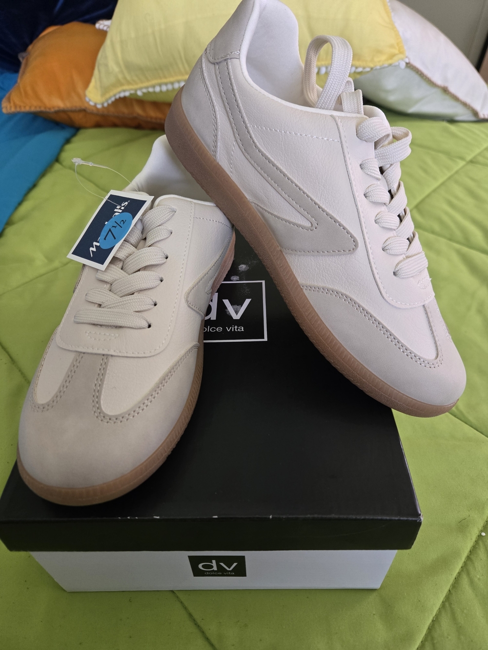 Women Sneakers
